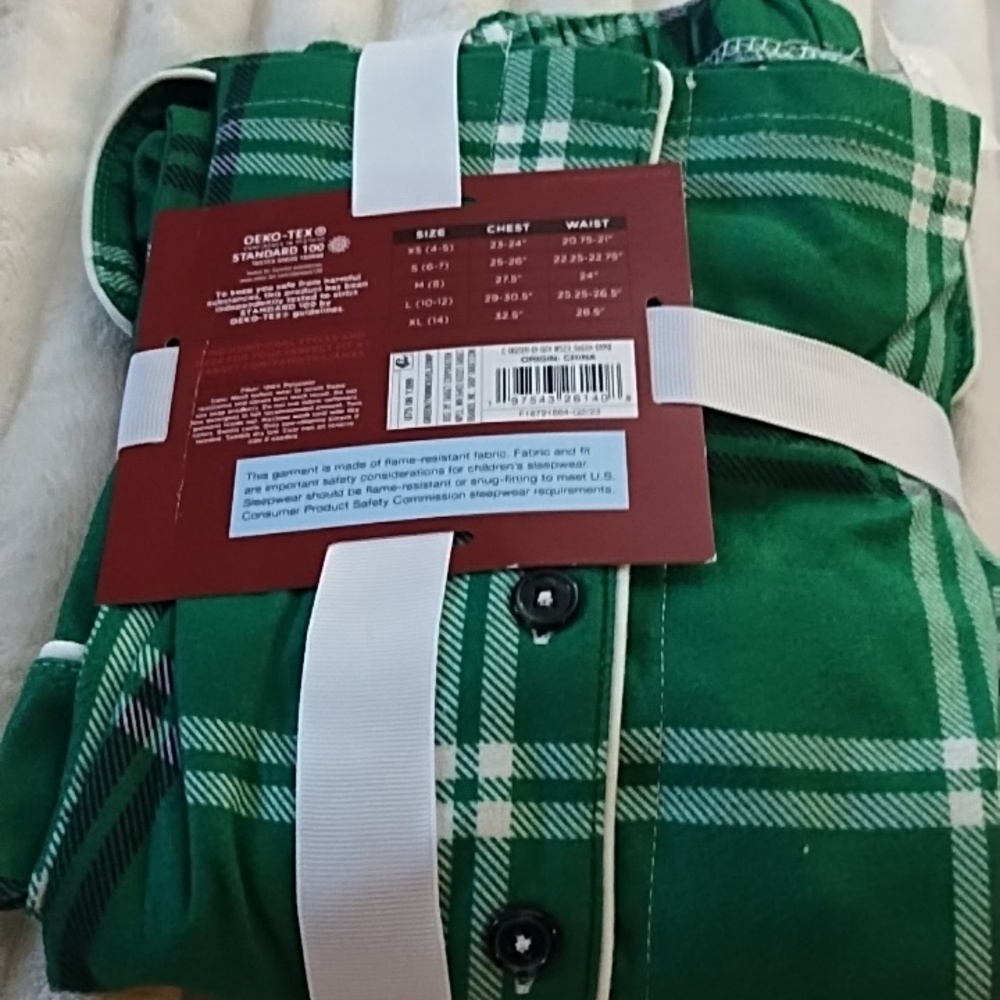 Wondershop Green Plaid Kids Pajama Set - Picture 2 of 3